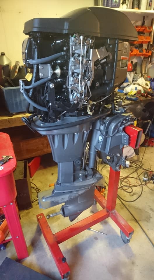 Båtmotor
